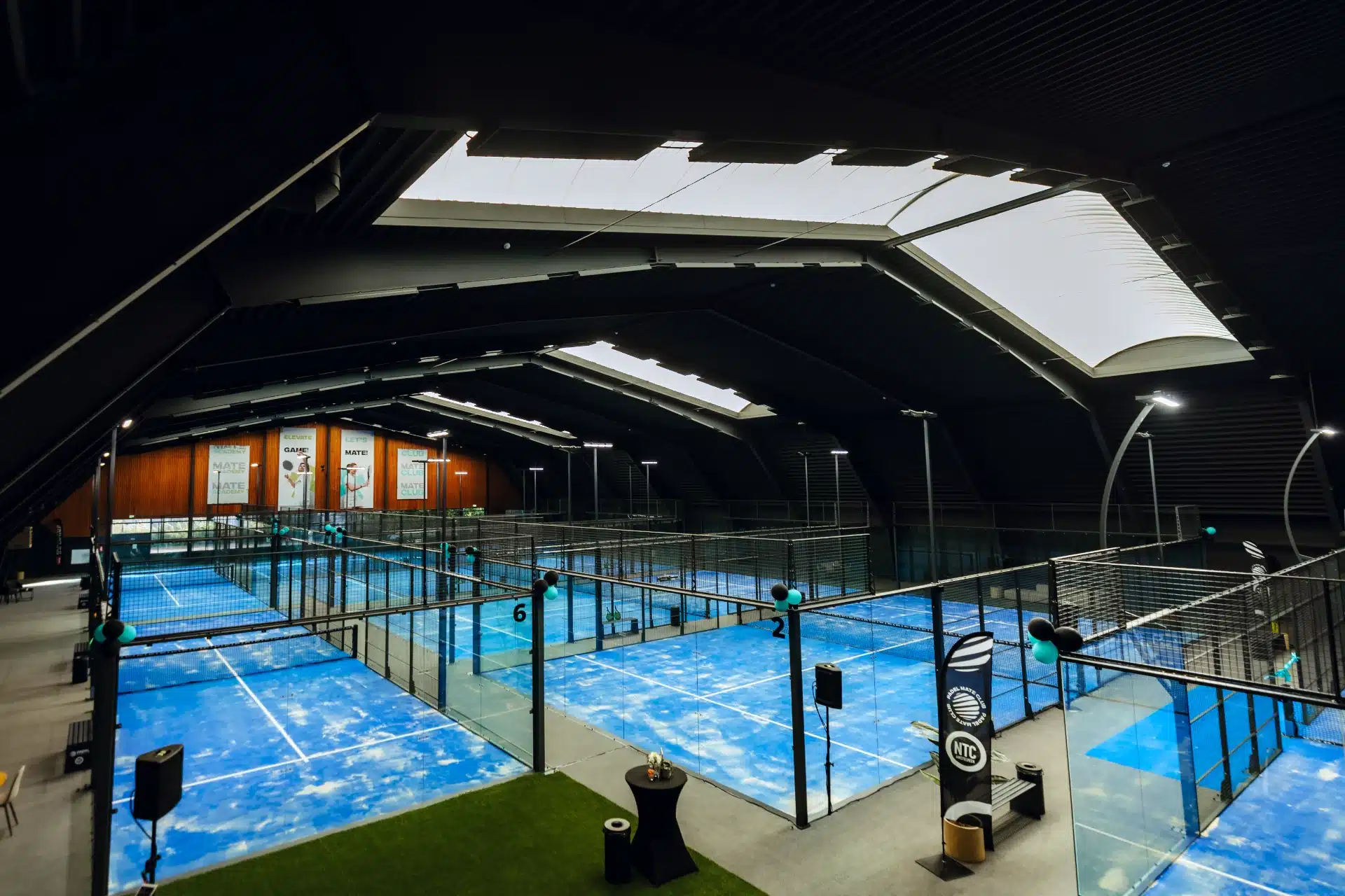 Padel Mate Club banen van boven Amstelveen